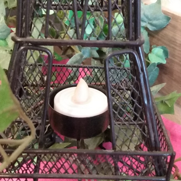 Eiffel Tower Votive Candle holder - Picture 10 of 10